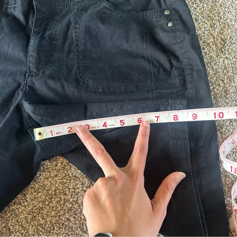 [Gloria Vanderbilt] Black Shorts w Elastic Waist